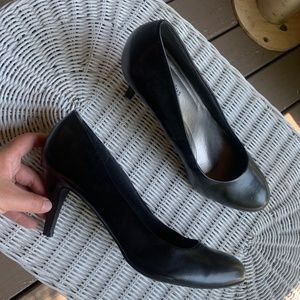 🎉FINAL PRICE DROP🎉Comfort Plus / Wide Fit / Black Pumps